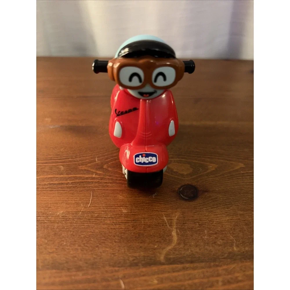 Chicco Red‎ Vespa Pull Back Toy